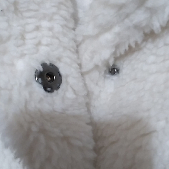 Vigoss Cream Teddy Jacket - Picture 5 of 7